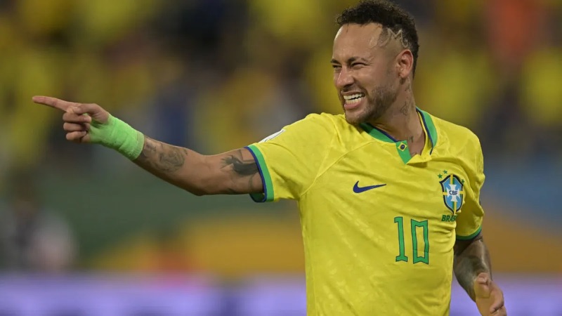 Với danh tiếng của mình, Neymar cũng có lượng fan khổng lồ Với danh tiếng của mình, Neymar cũng có lượng fan khổng lồ