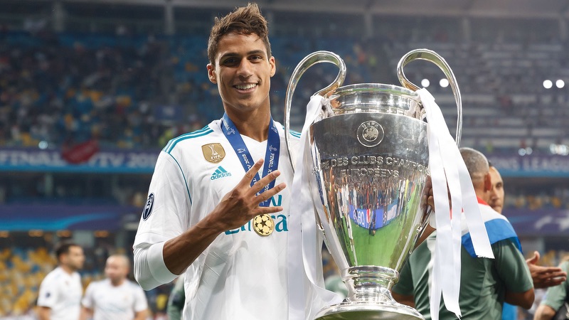 Dù cũng có nhiều nuối tiếc giai đoạn cuối, nhưng Raphael Varane xứng đáng được coi là huyền thoại của kền kền trắng